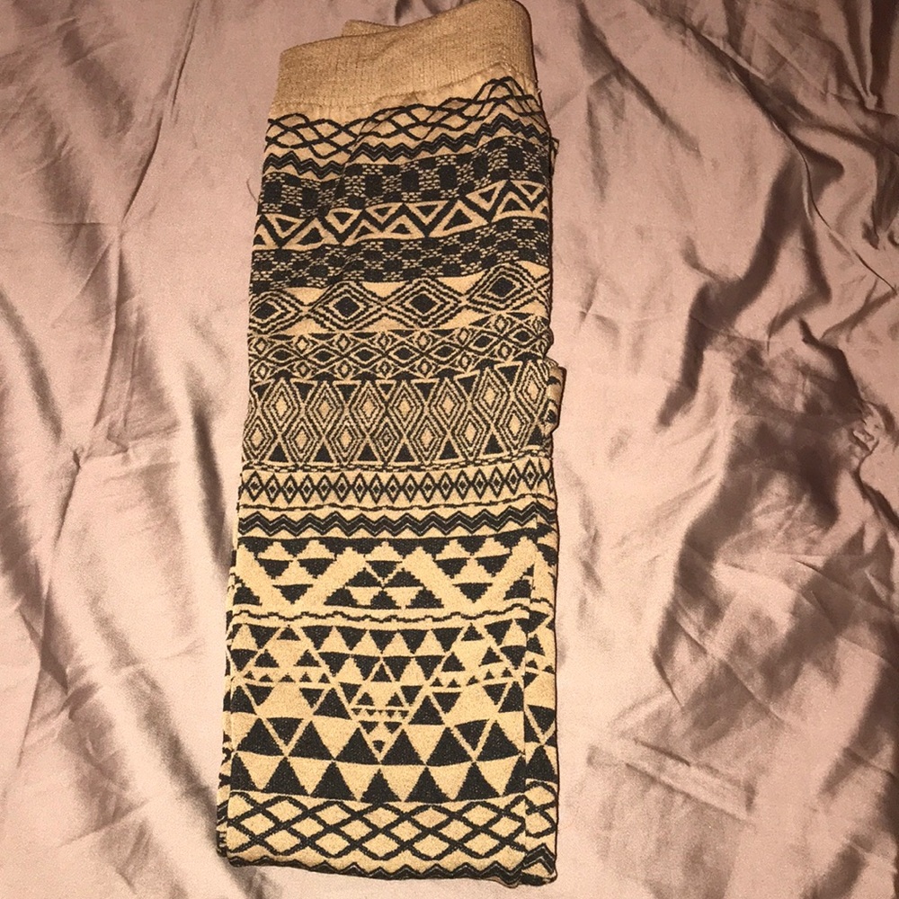 Rue 21 Aztec Leggings